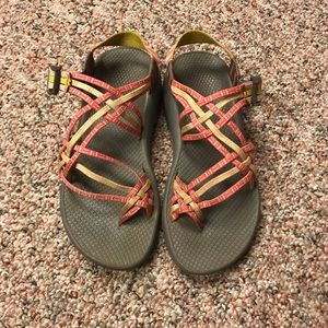Women’s Chacos size 8
